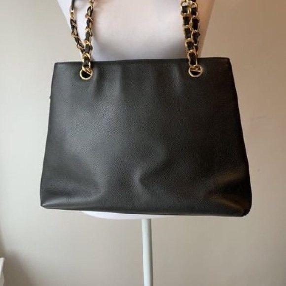 Chanel Vintage Black Caviar Front Flap Shoulder Bag - Picture 7 of 10